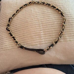 Burberry Women’s Black and Gold patent Leather Chain Belt Size 36 90 cm